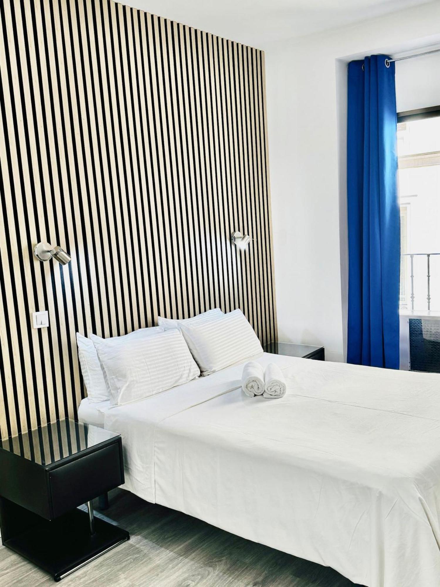 Apartamentos Day Madrid Callao Centro Gran Via Sol Malasana Ngoại thất bức ảnh