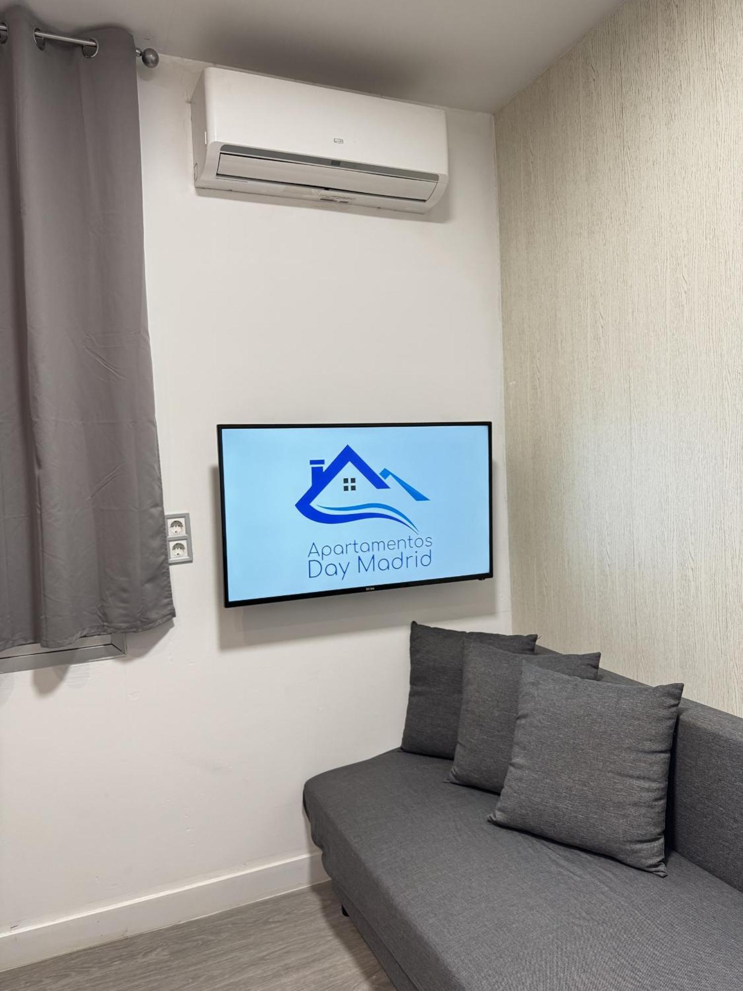 Apartamentos Day Madrid Callao Centro Gran Via Sol Malasana Ngoại thất bức ảnh