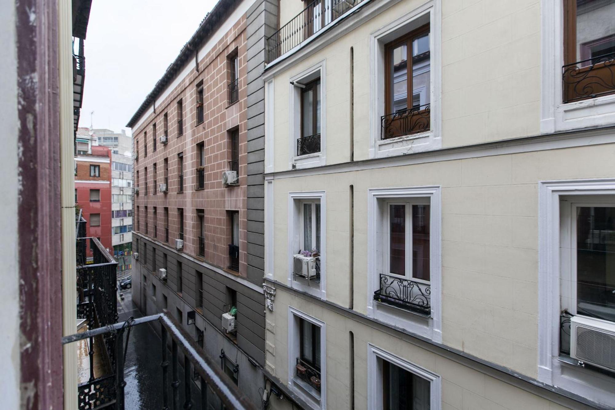 Apartamentos Day Madrid Callao Centro Gran Via Sol Malasana Ngoại thất bức ảnh